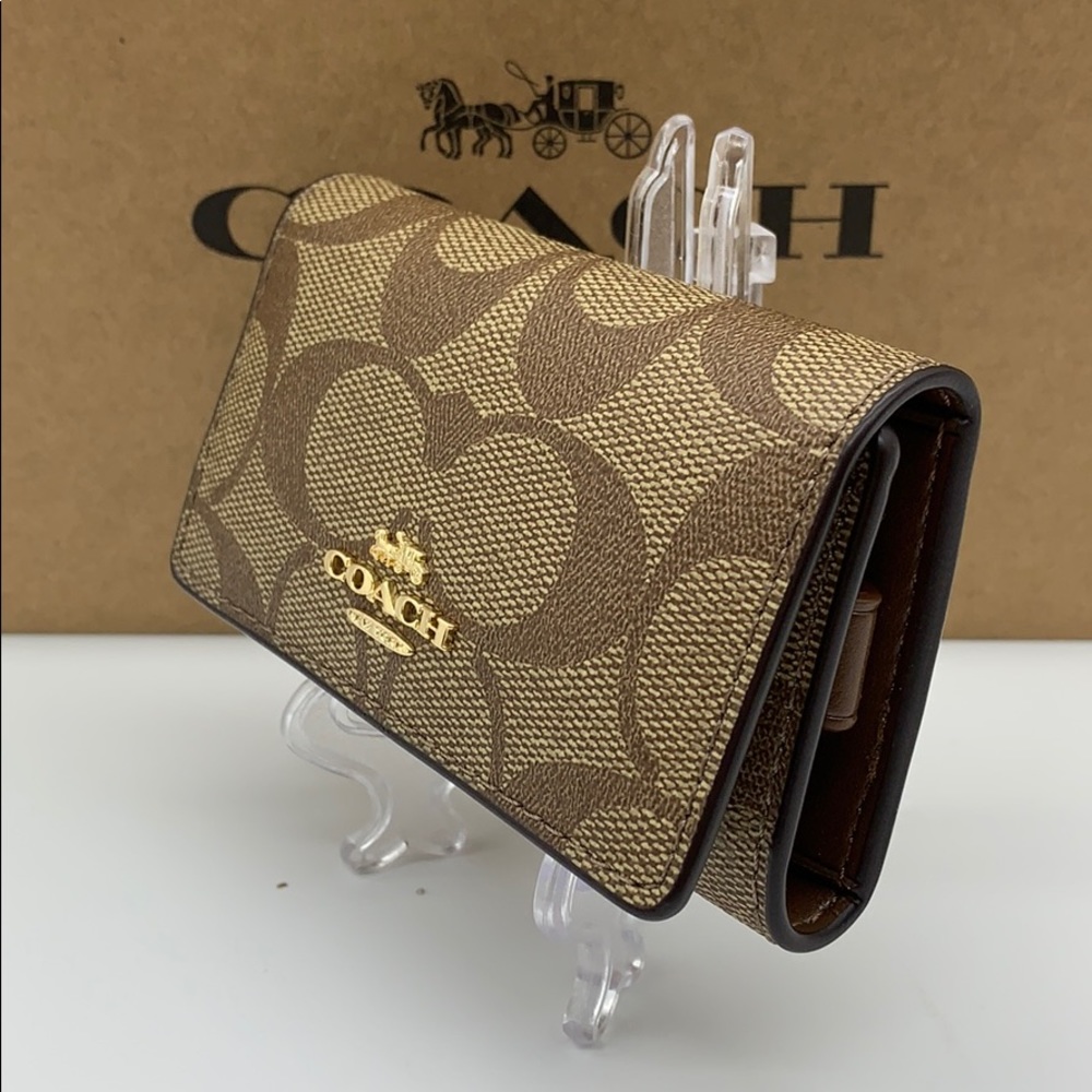 COACH Five Ring Key Case In Signature Canvas - Picture 5 of 16